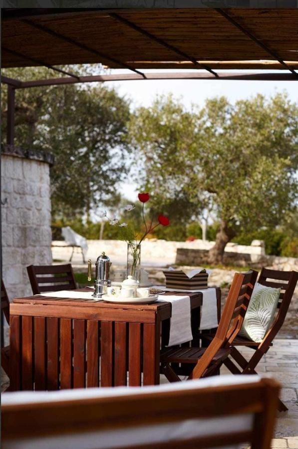 Villa Trulli Azzalema With Exclusive Pool Brindisi Esterno foto